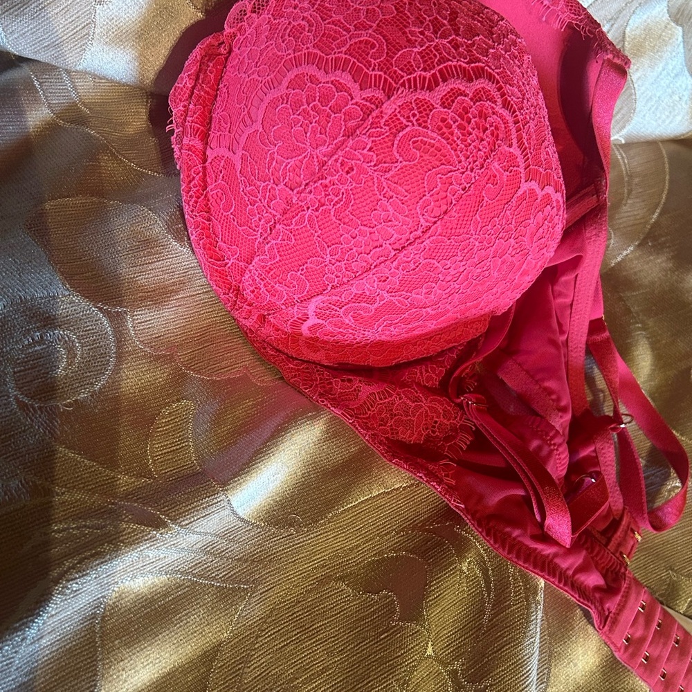 Victoria's Secret Pink Lace Bra